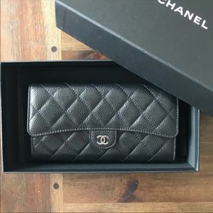 Chanel Caviar brand new wallet